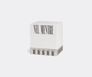 Fornasetti 'Nel Mentre' Architettura candle Immaginazione scent WHITE FORN23SCE396MUL