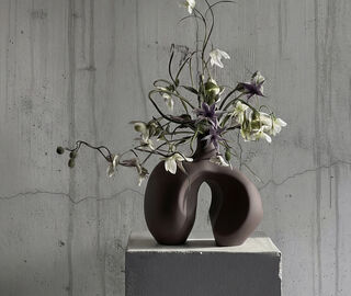 101 Copenhagen 'Ni' vase, small, chocolate brown BROWN COPH26NIV473BRW