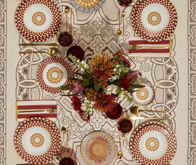 La DoubleJ &#39;Lacy&#39; tablecloth, large, solid white smoke WHITE LADJ25LAC332MUL