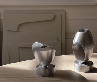 Origin Made 'Poise' candle holder, vertical SILVER ORMA22POI365SIL