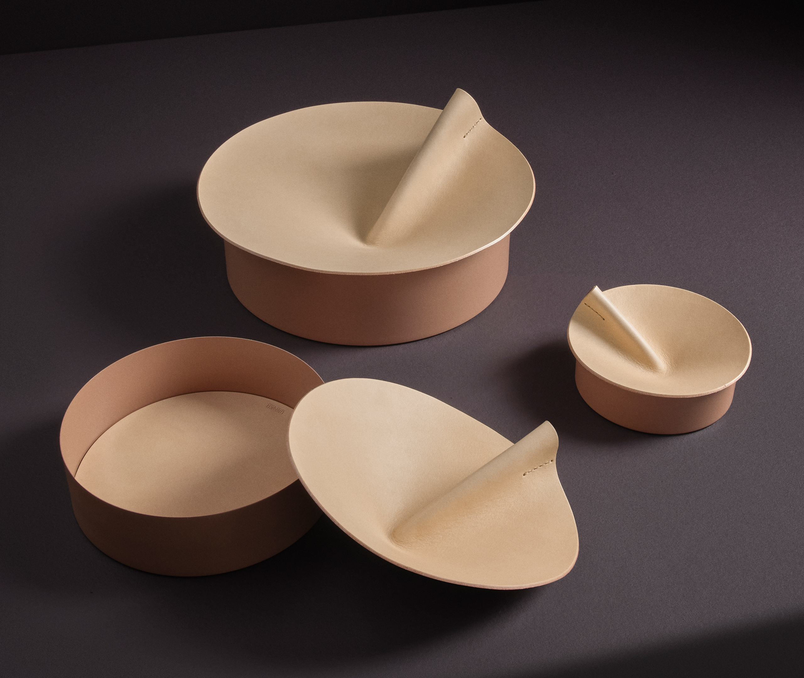 Uniqka Organising Nude Uni In Nude