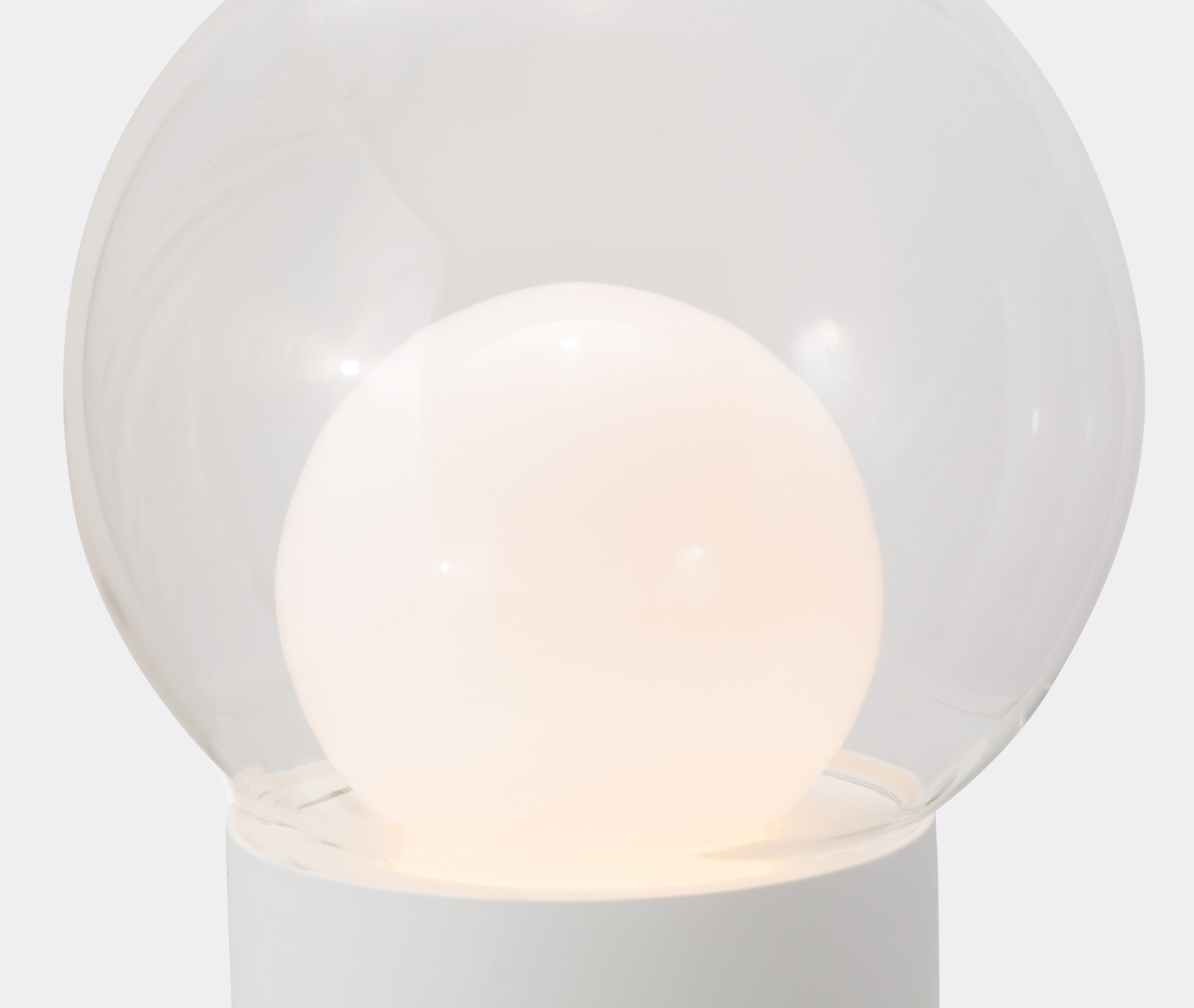 Pulpo Lighting White Uni In White