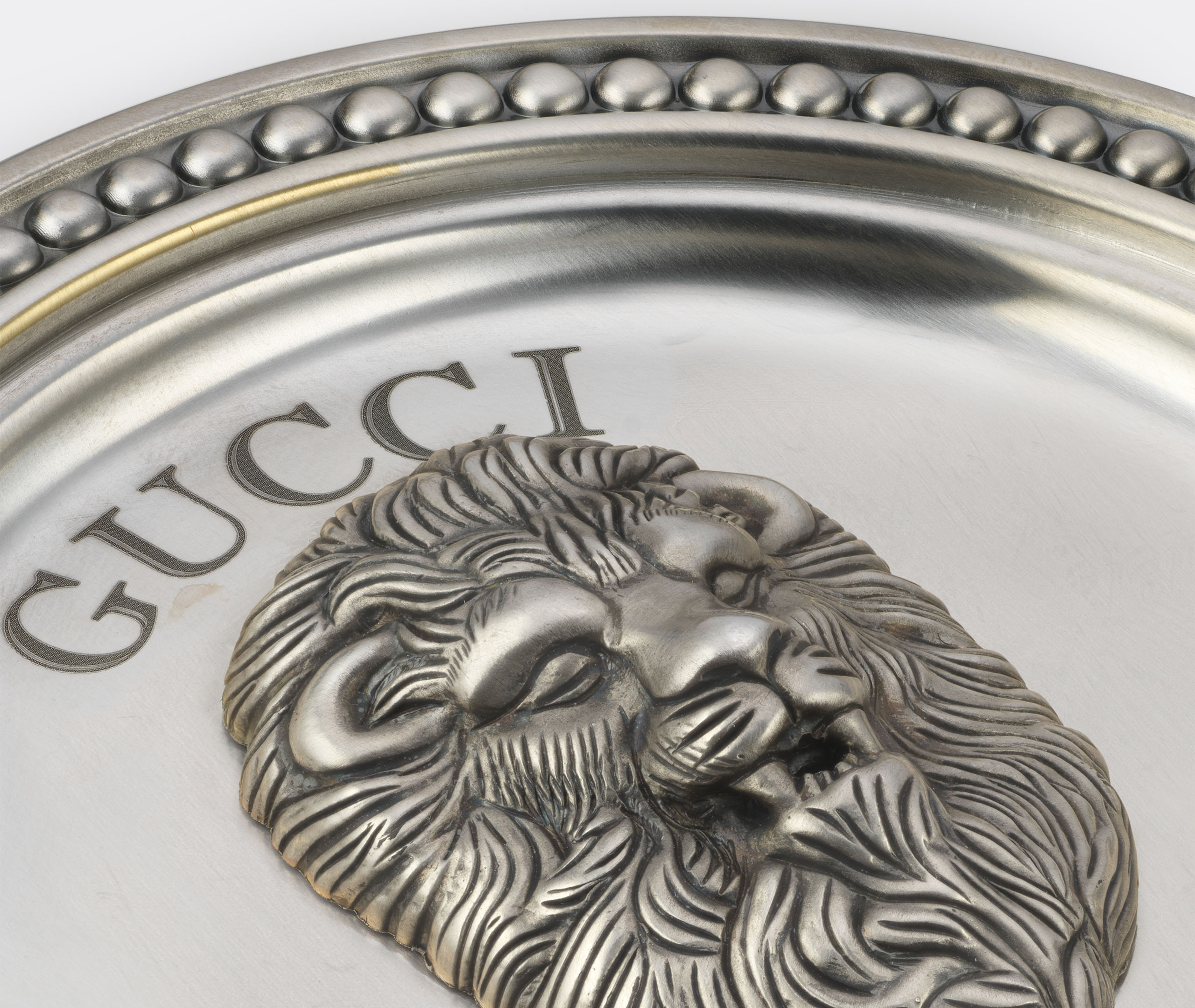 Shop Gucci Candlelight And Scents Silver Uni