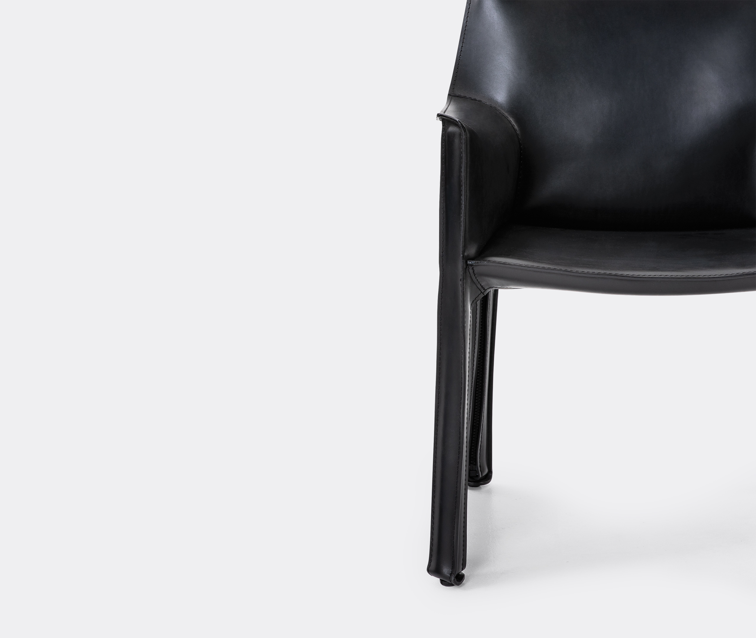 Cassina Seating Black Uni In Black