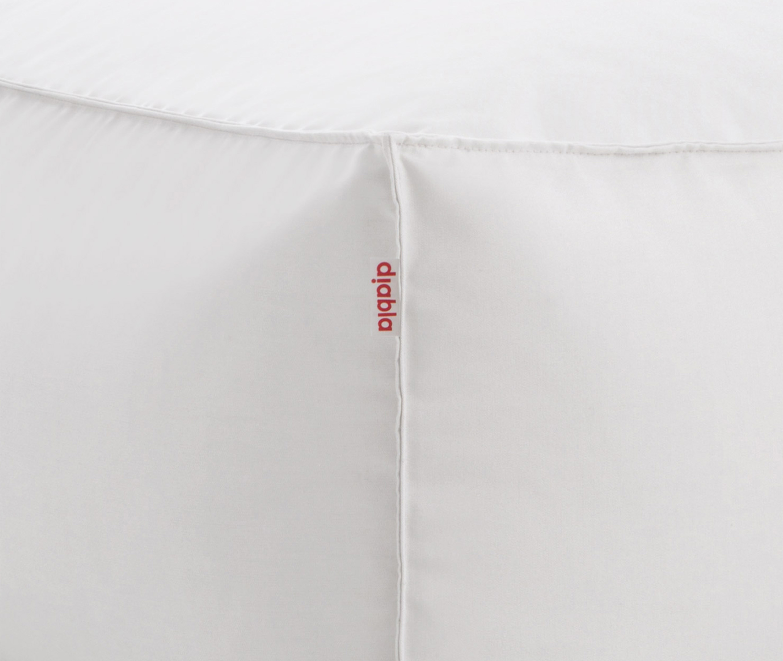 Diabla Seating White Uni In White