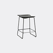 Viccarbe Seating Black Uni In Black